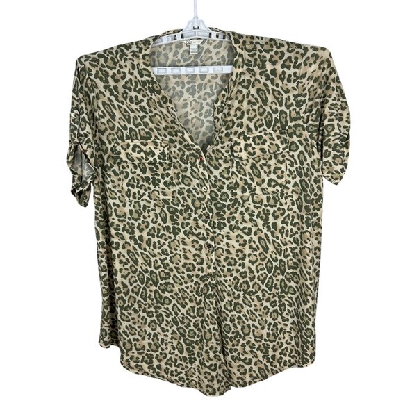 Cato Womens Button-Down Leopard Print Short Sleeve Blouse Size 18/20W - Picture 1 of 7